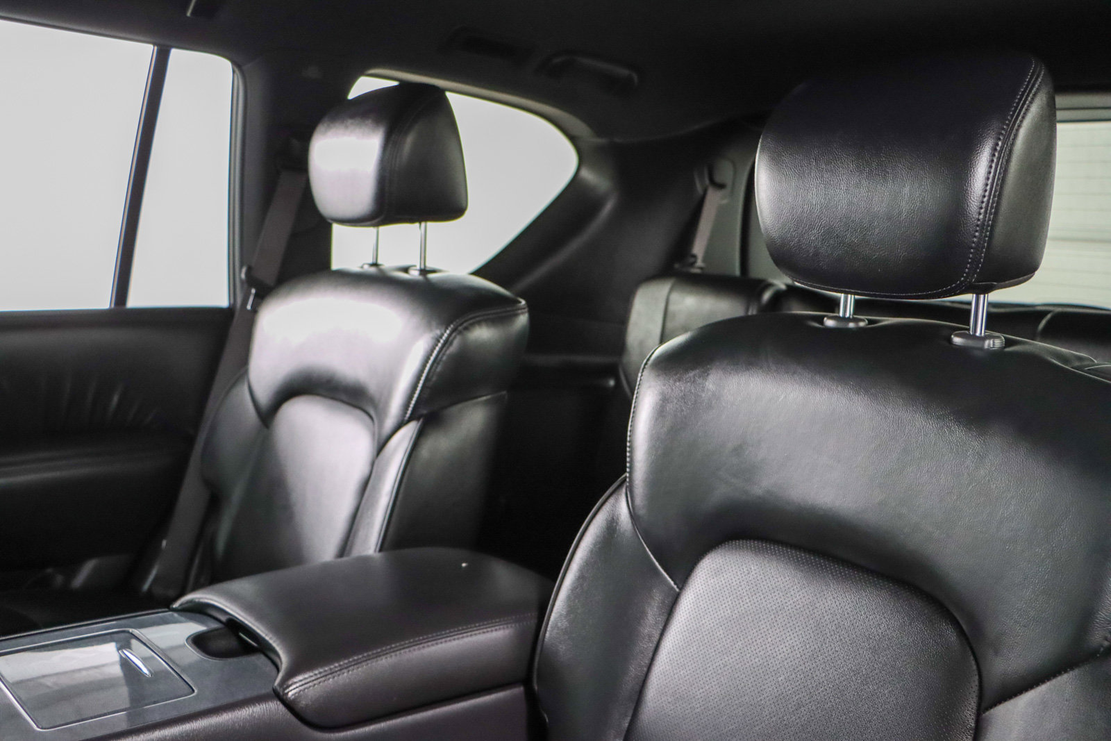 Used 2024 Nissan Armada SL w/ Midnight Edition Package image 26