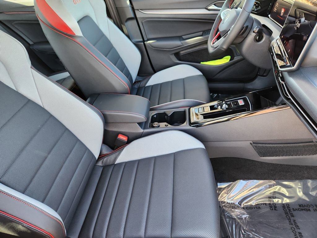 New 2026 Volkswagen GTI SE image 4