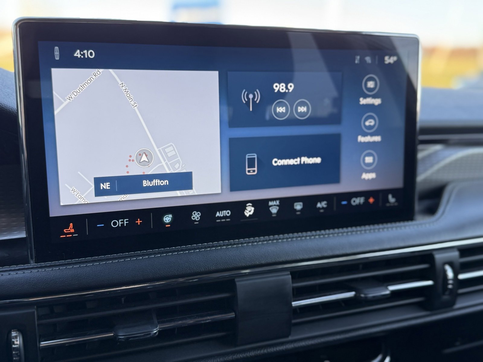 Used 2023 Lincoln Corsair Reserve w/ Equipment Group 202A image 24