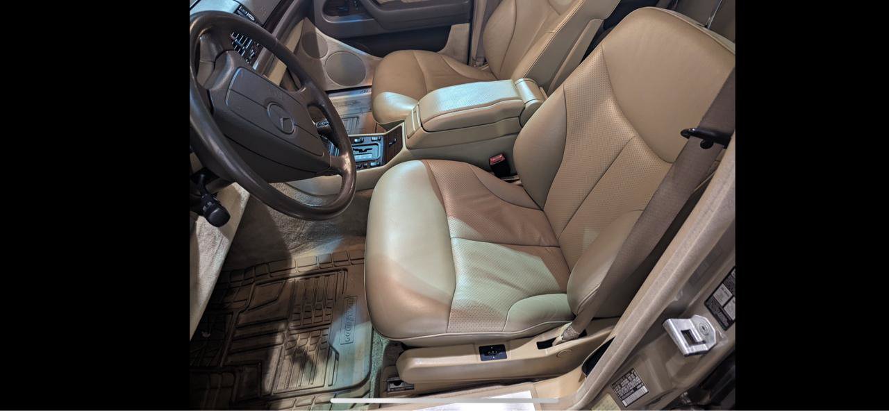 Used 1995 Mercedes-Benz S 320 image 7