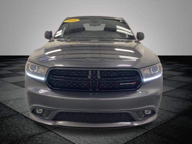 Used 2016 Dodge Durango SXT w/ Blacktop Package AWD/4WD image 2