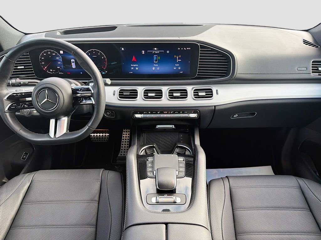 Used 2025 Mercedes-Benz GLS 450 4MATIC w/ Pinnacle Trim Package image 19