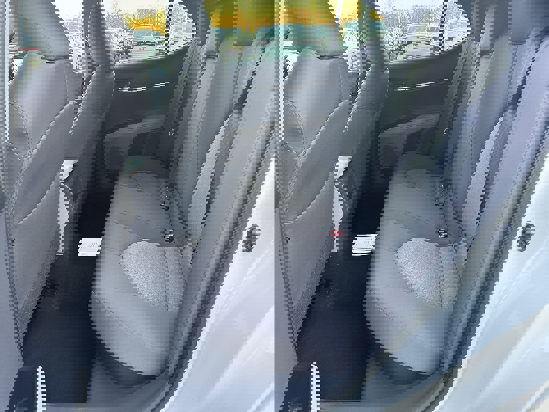 Used 2020 Toyota Camry LE image 26