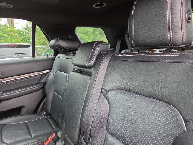 Used 2017 Ford Explorer Limited AWD/4WD image 26