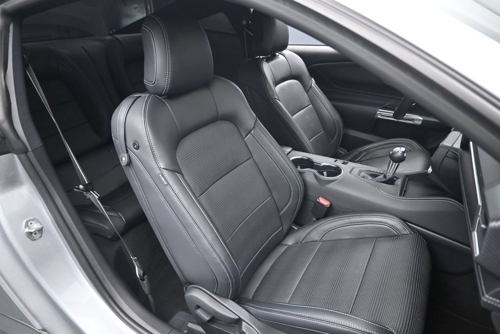 Used 2025 Ford Mustang GT Premium RWD image 29