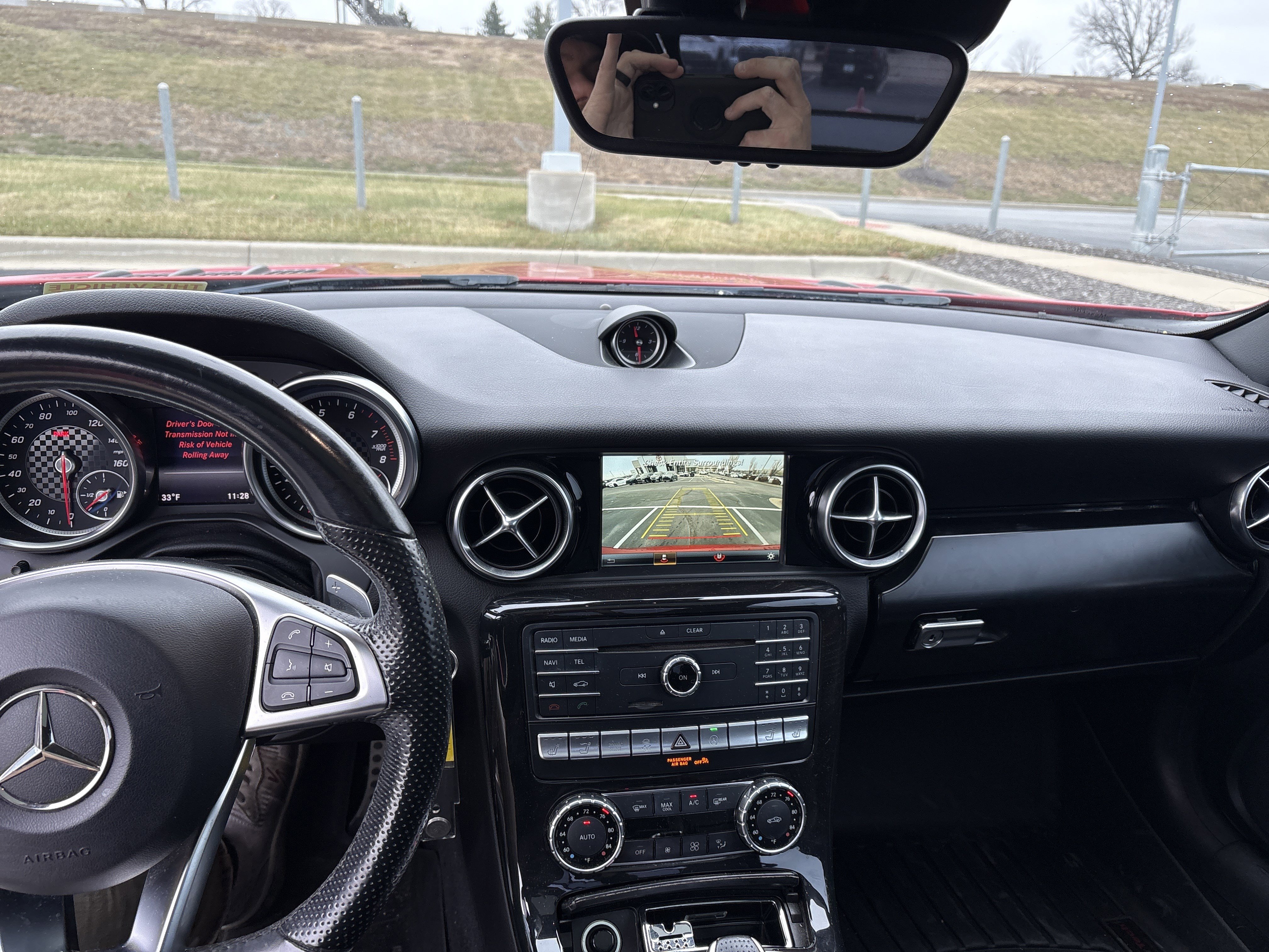 Used 2017 Mercedes-Benz SLC 300 image 30