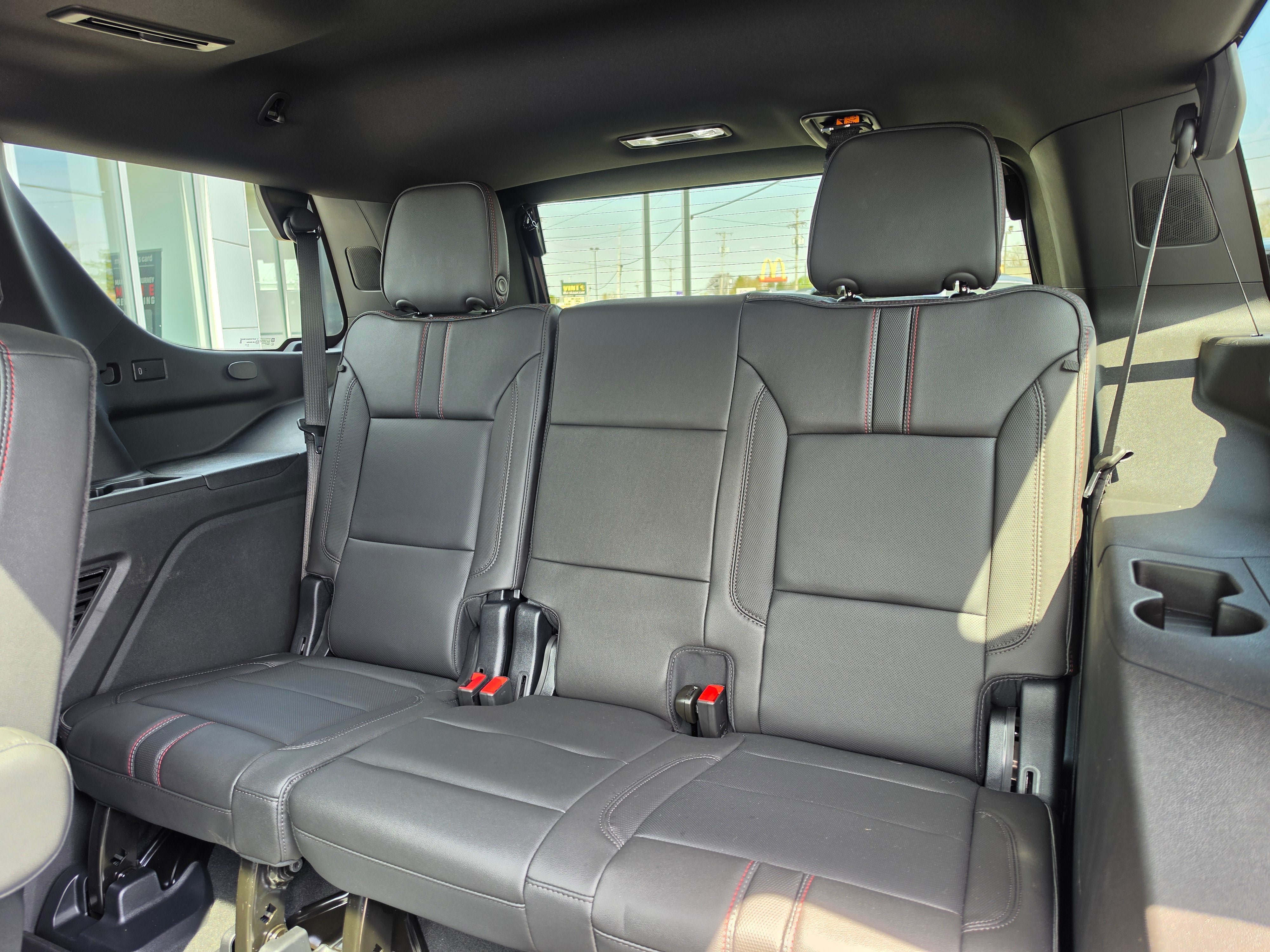 Used 2024 Chevrolet Tahoe RST w/ Luxury Package AWD/4WD image 14