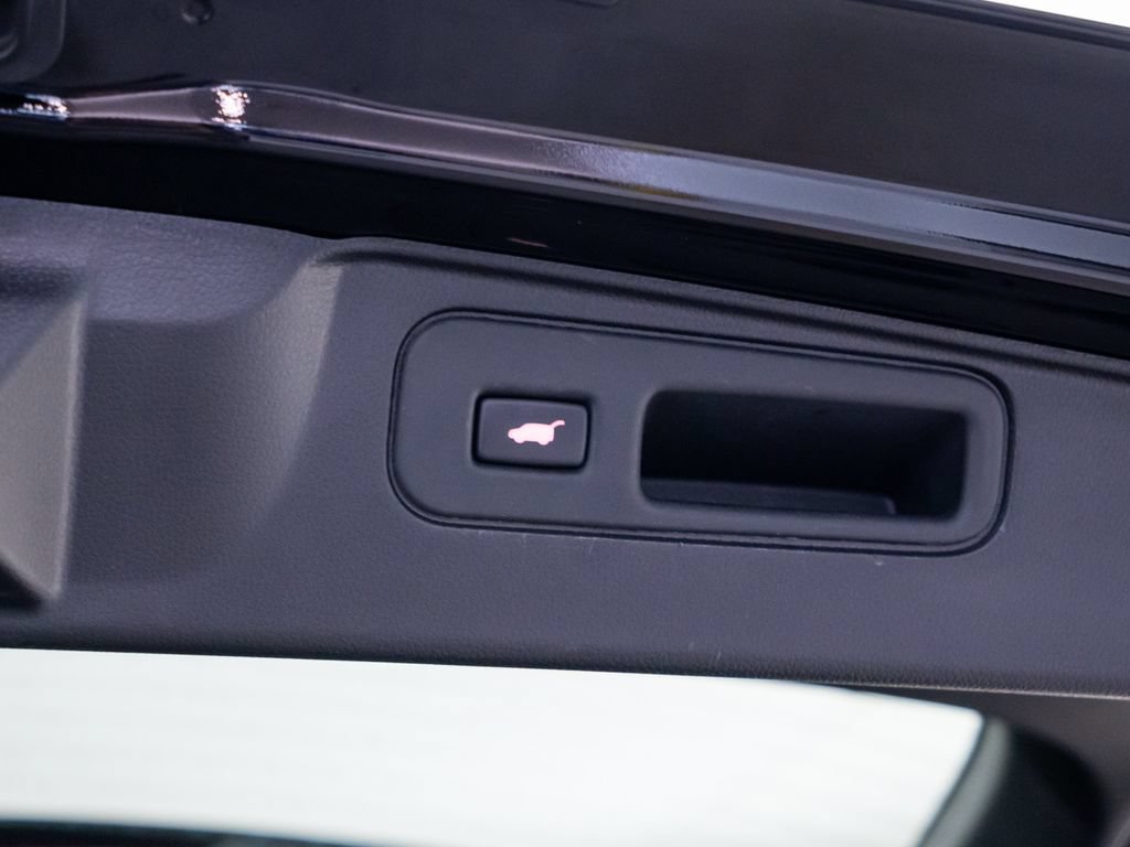 Certified 2024 Honda Passport Black Edition image 33