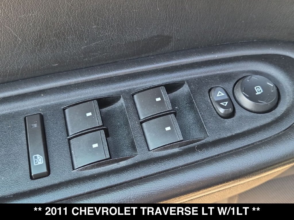 Used 2011 Chevrolet Traverse LT AWD/4WD image 26
