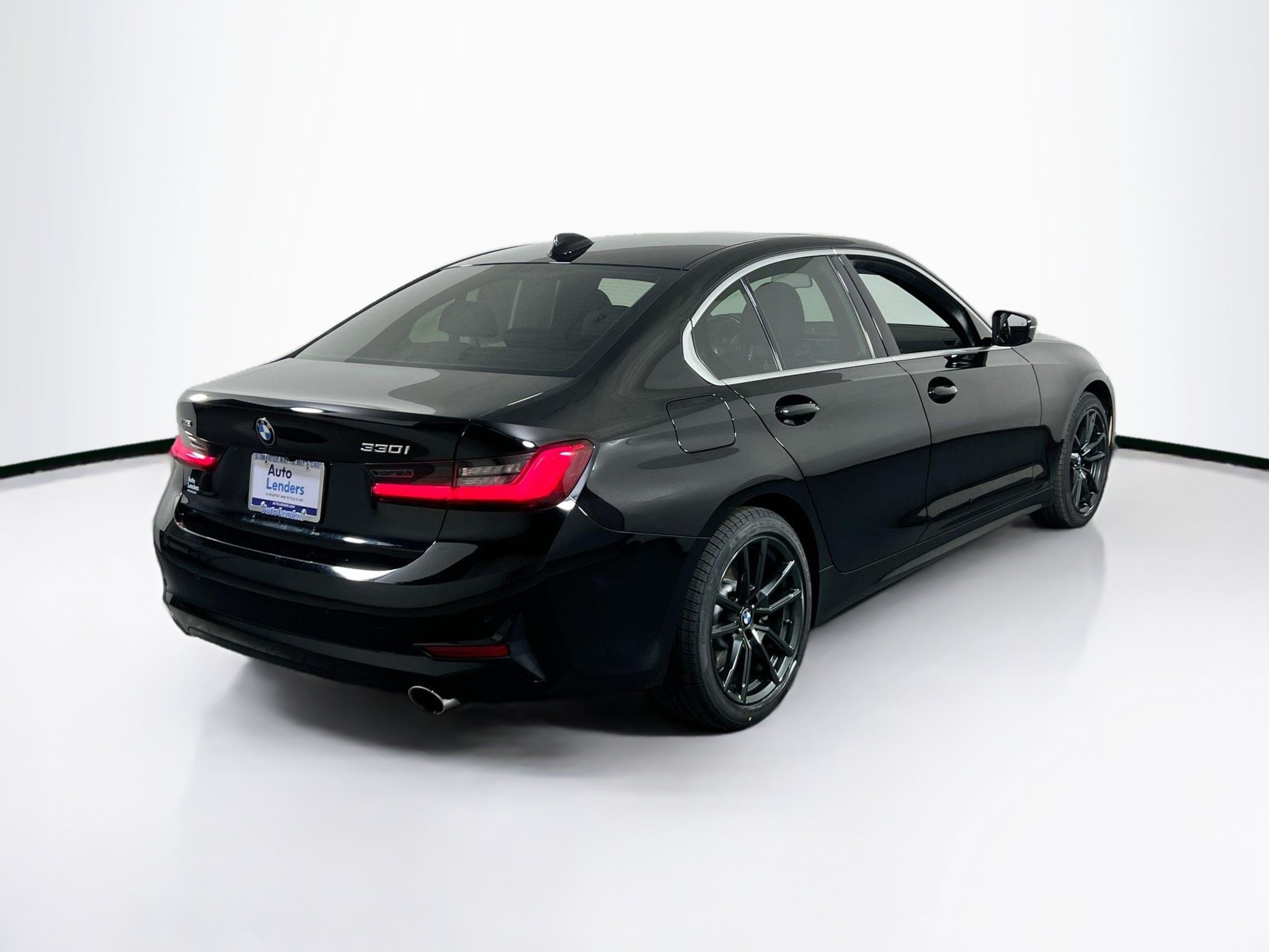 Used 2020 BMW 330i xDrive Sedan w/ Premium Package AWD/4WD image 5