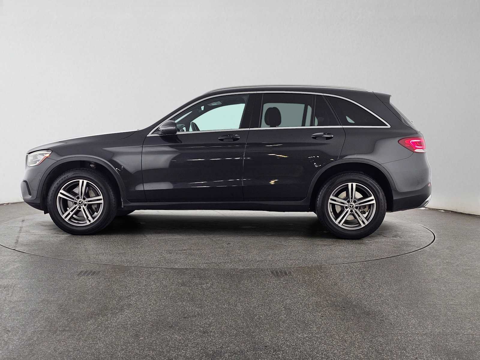 Used 2020 Mercedes-Benz GLC 300 4MATIC image 6