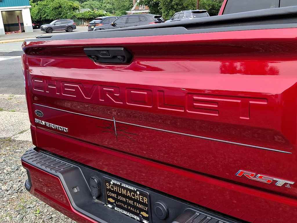 Certified 2024 Chevrolet Silverado 1500 RST w/ Convenience Package II AWD/4WD image 28