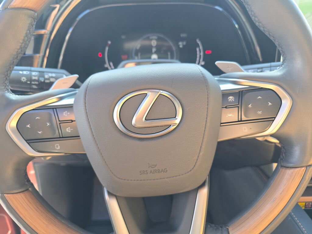 Used 2023 Lexus RX 350 w/ Accessory Package (Z1) image 25