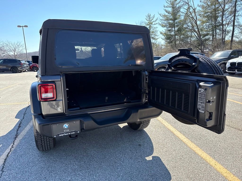 Used 2019 Jeep Wrangler Unlimited Sport S image 24