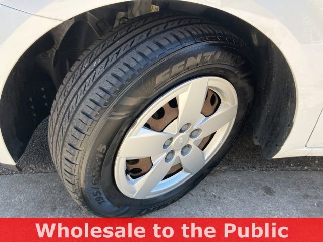 Used 2016 Chevrolet Sonic LS image 32