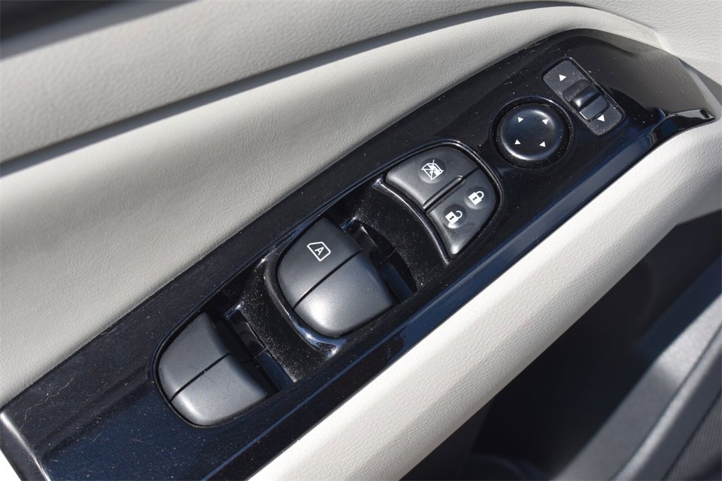 Used 2023 Nissan Altima 2.5 SV image 21