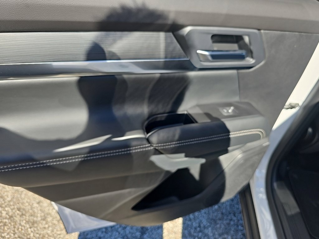 New 2027 GMC Terrain Elevation FWD image 14