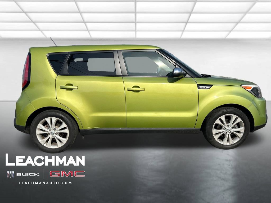 Used 2014 Kia Soul + image 2