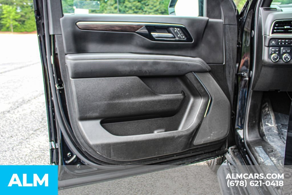 Used 2025 Chevrolet Tahoe LT AWD/4WD image 36
