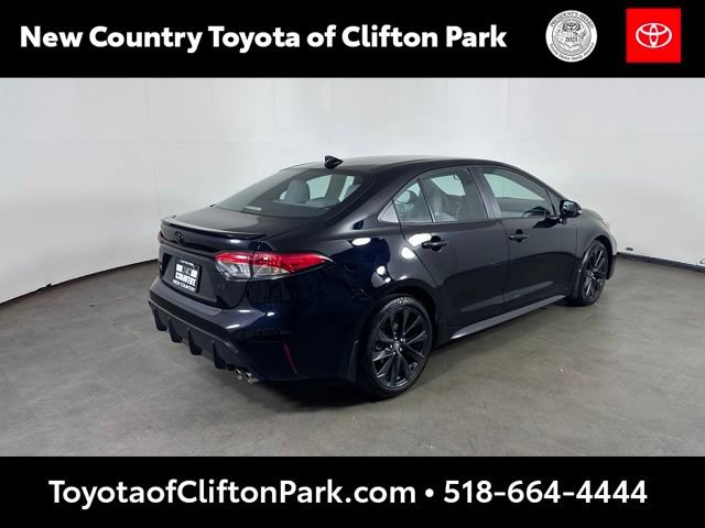Used 2023 Toyota Corolla SE w/ Carpet Mat Package (TMS) FWD image 3