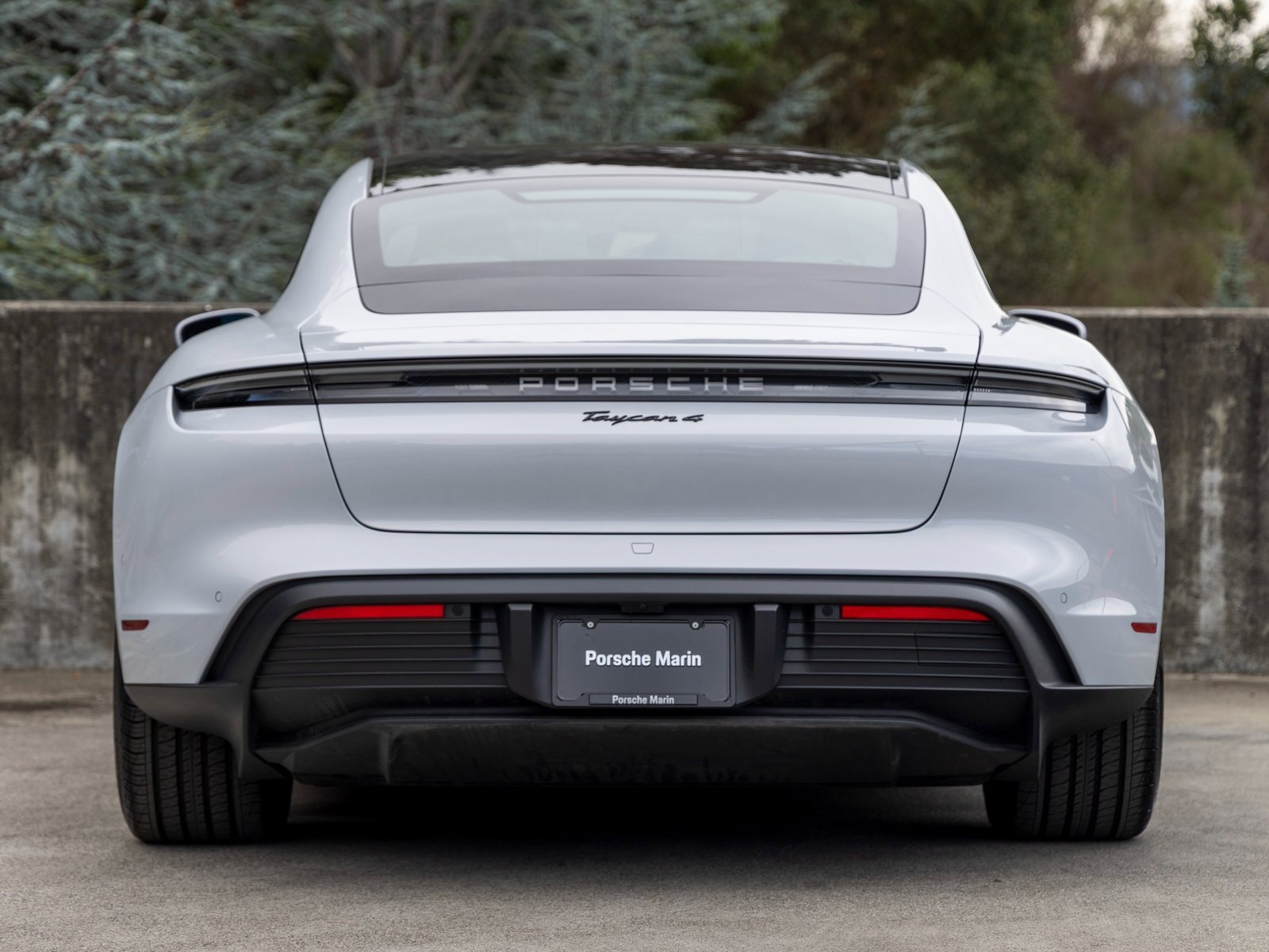 New 2025 Porsche Taycan image 10