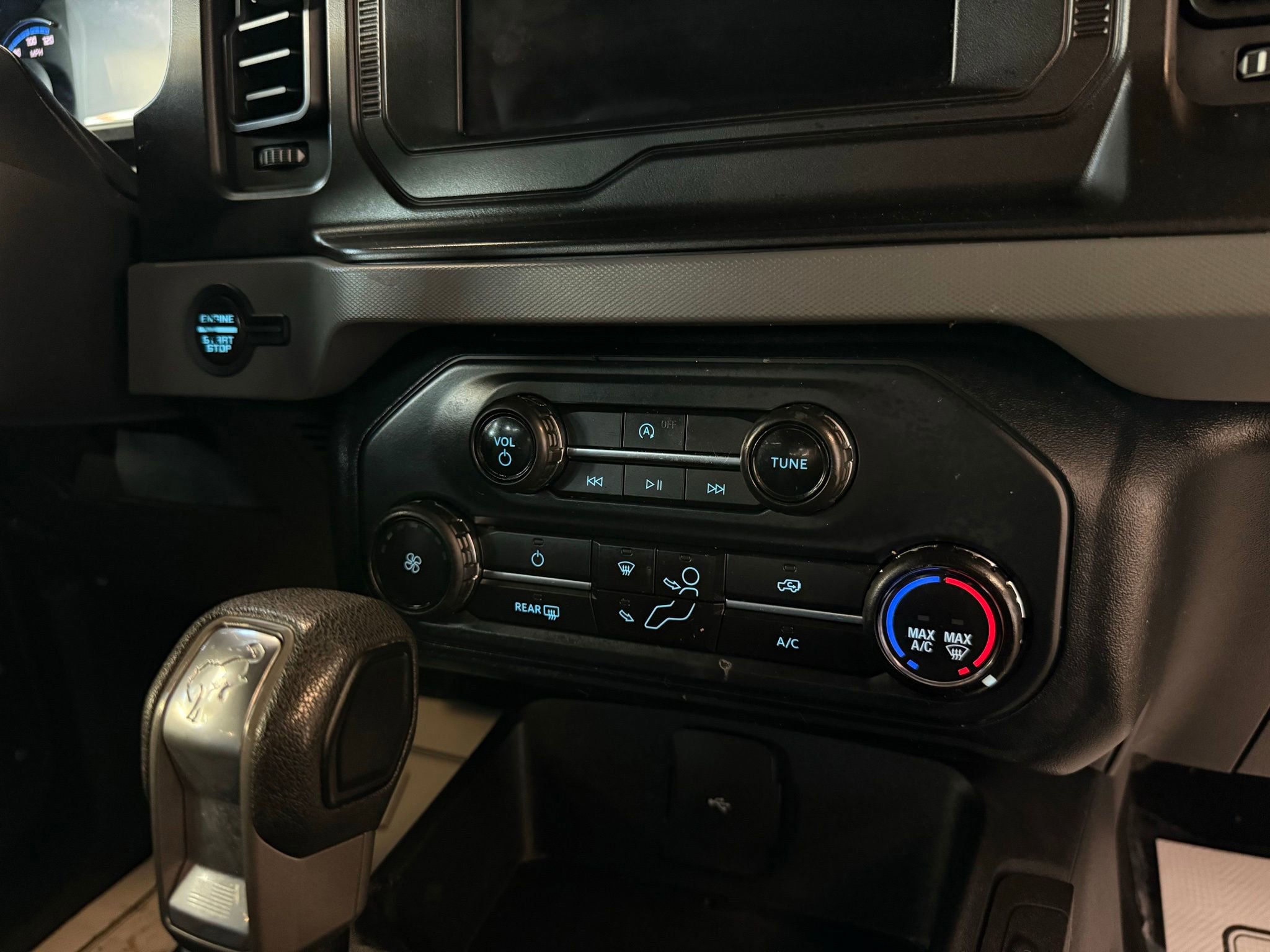 Used 2022 Ford Bronco 2-Door image 24