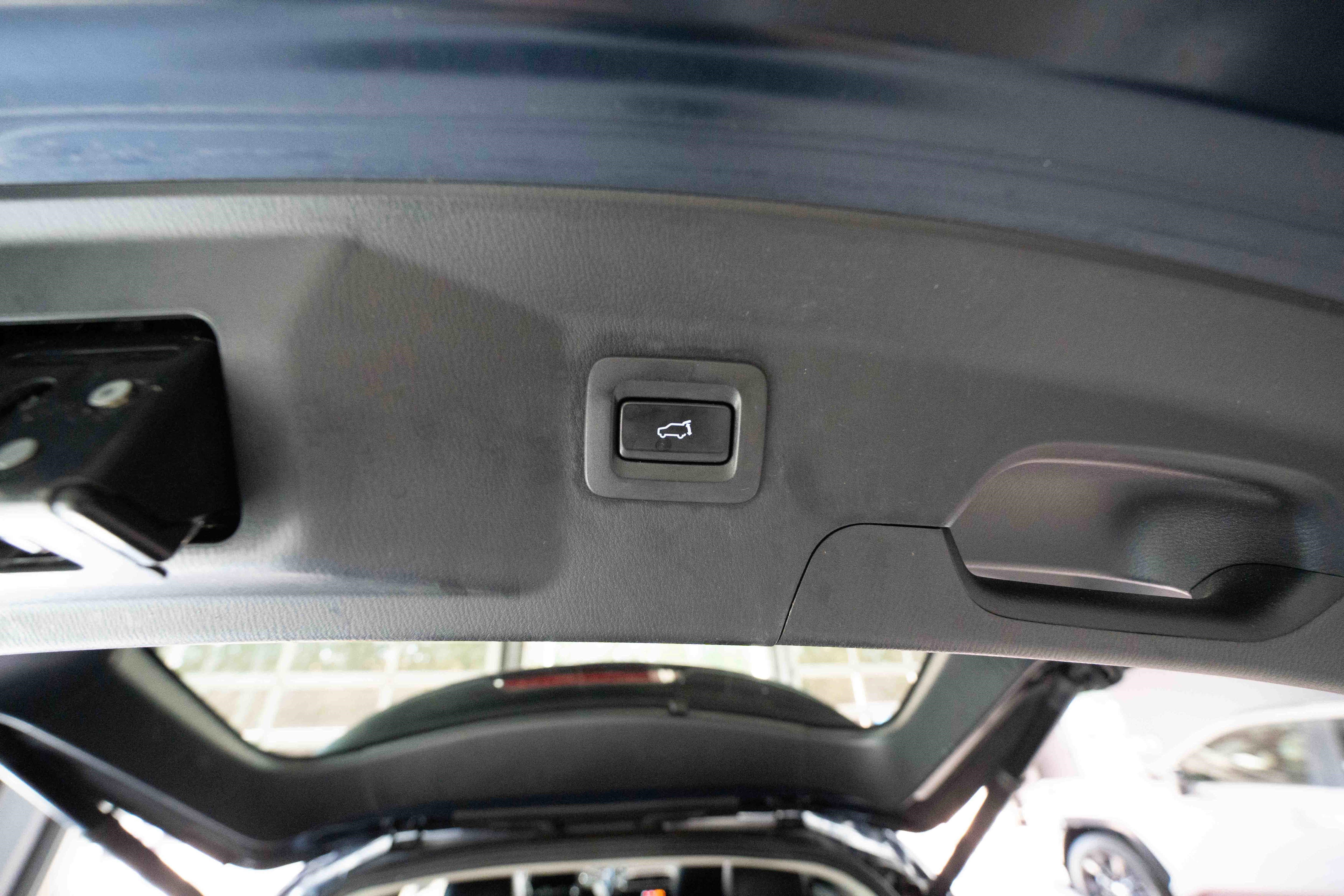 Used 2023 MAZDA CX-9 Touring image 29