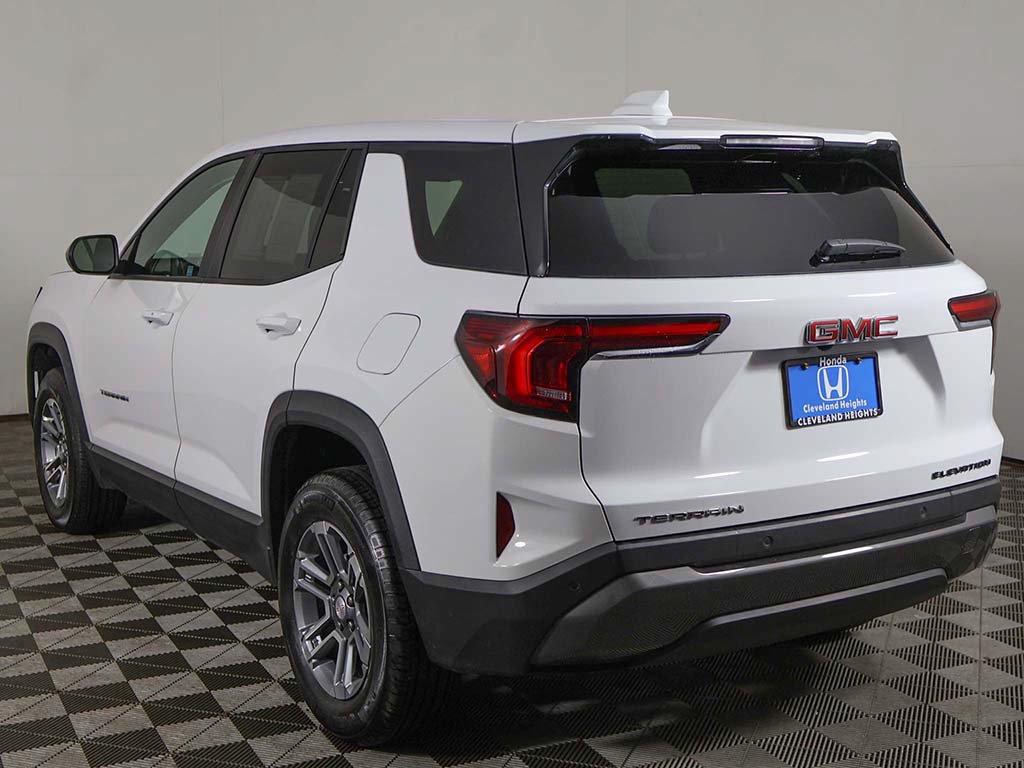 Used 2026 GMC Terrain Elevation FWD image 10
