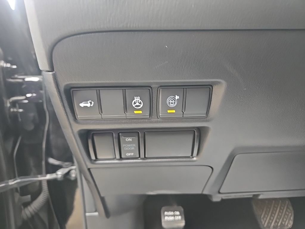 Used 2024 Nissan Armada SL w/ Midnight Edition Package image 13