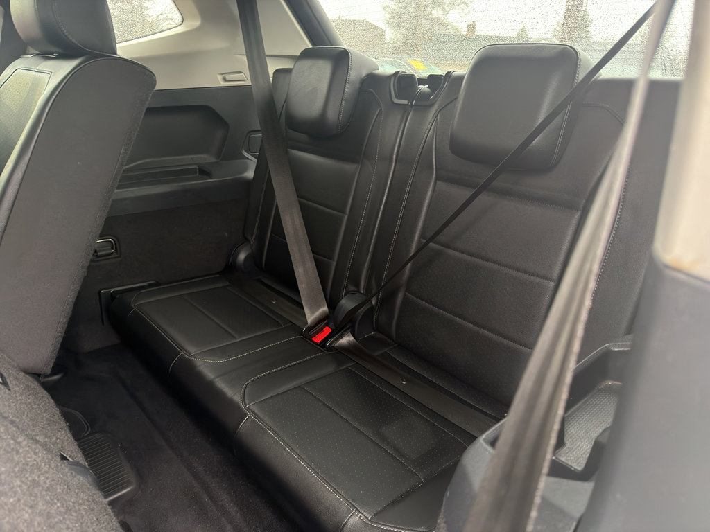 Used 2019 Volkswagen Tiguan SE w/ Panoramic Sunroof Package image 14