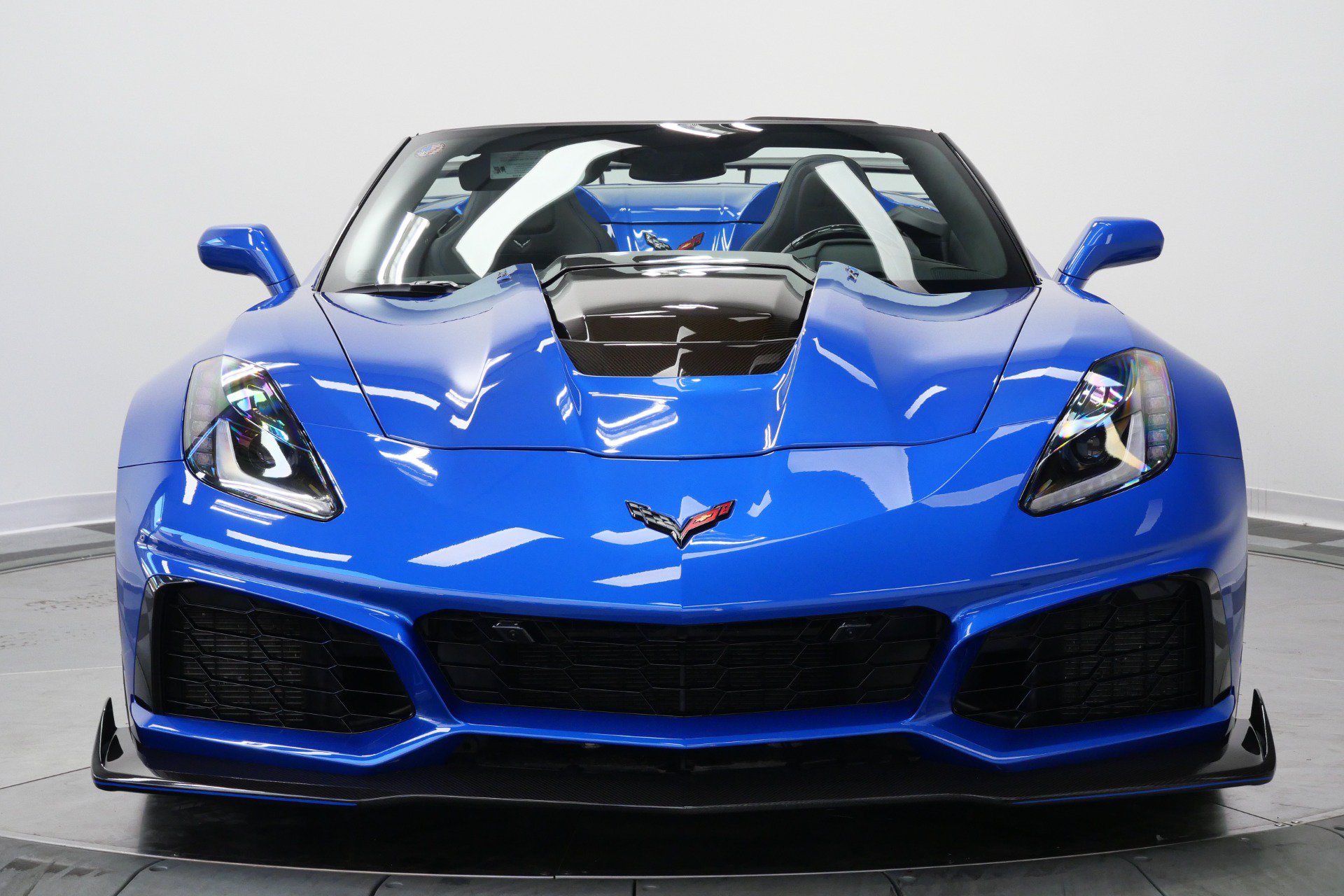 Used 2019 Chevrolet Corvette ZR1 RWD image 4