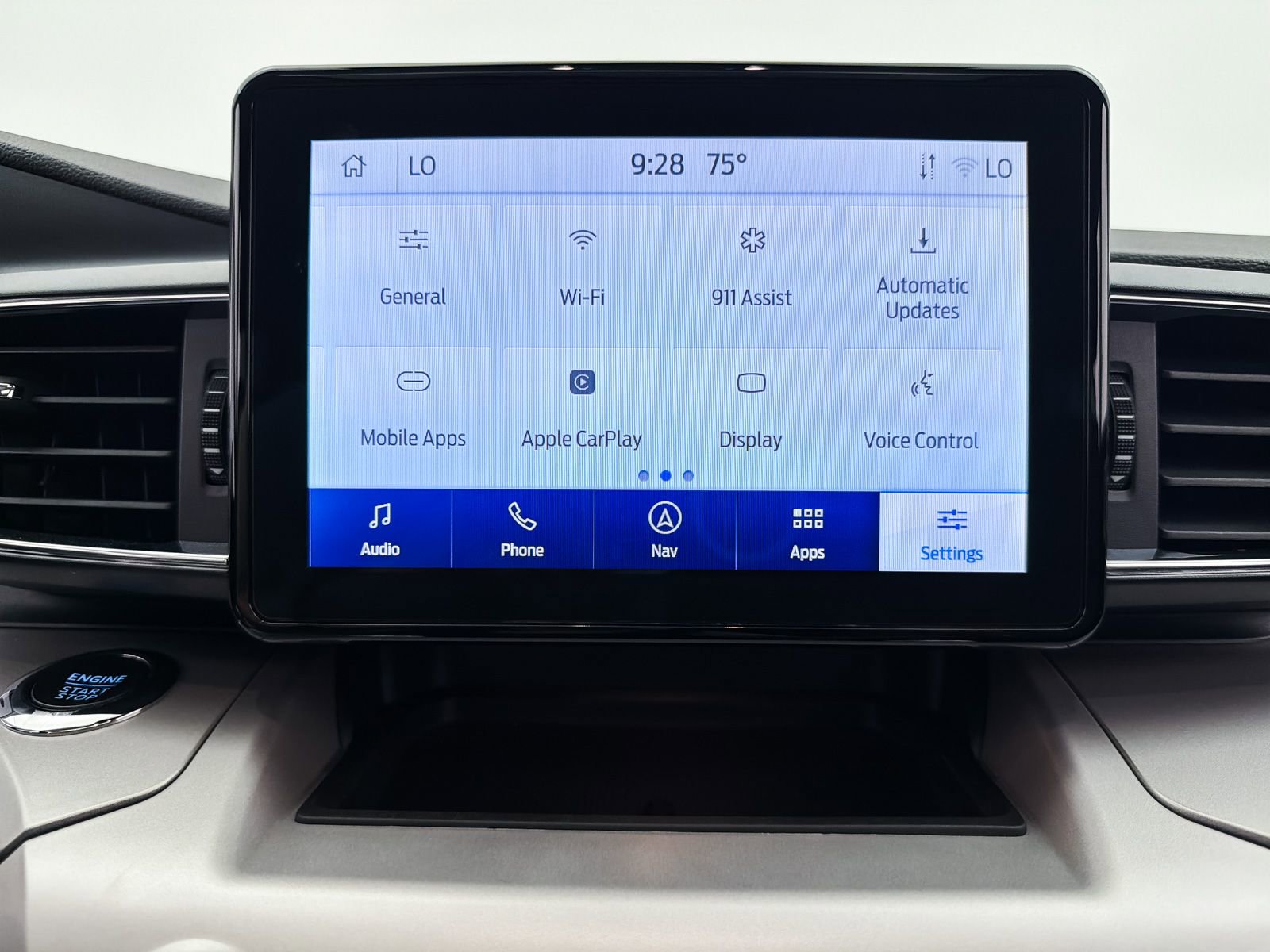 Used 2024 Ford Explorer XLT w/ Equipment Group 202A image 26