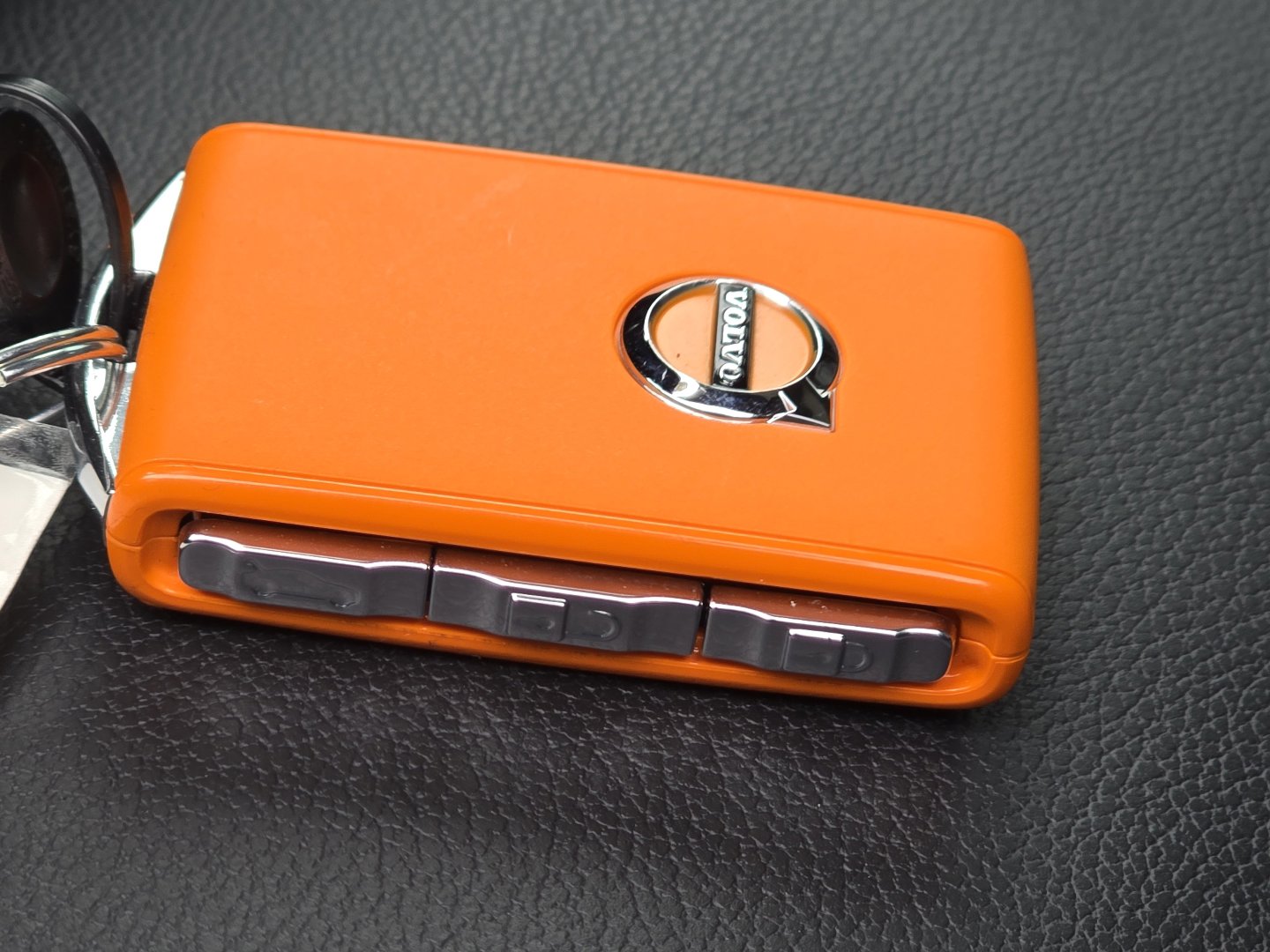 Used 2021 Volvo XC40 T5 Momentum w/ Premium Package image 37