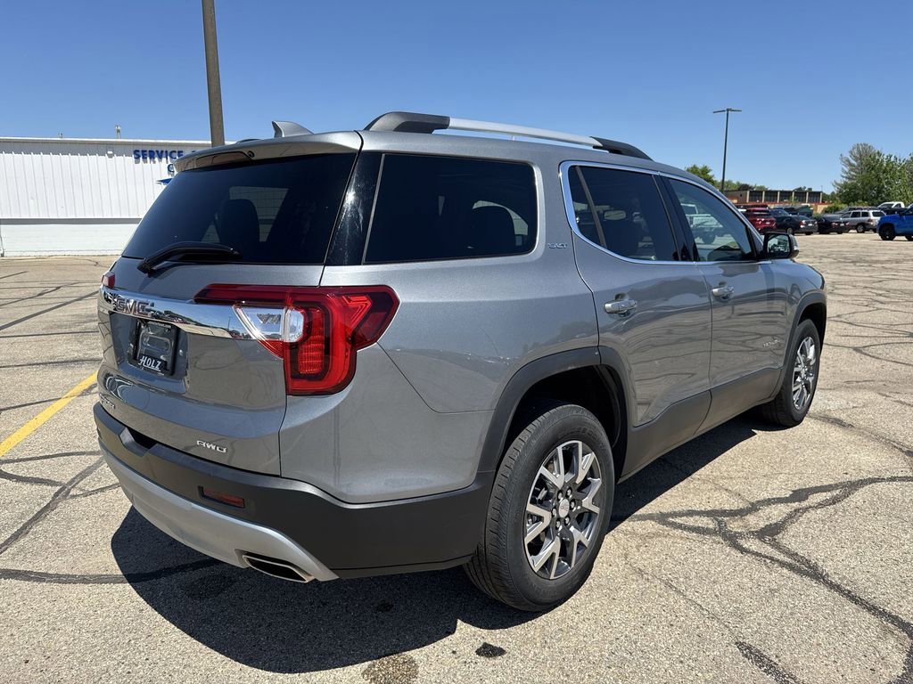 Certified 2023 GMC Acadia SLT w/ Preferred Package AWD/4WD image 5