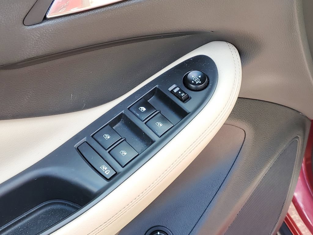 Used 2017 Buick Envision Essence FWD image 15