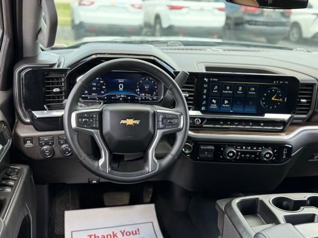 Used 2025 Chevrolet Silverado 1500 LT image 6
