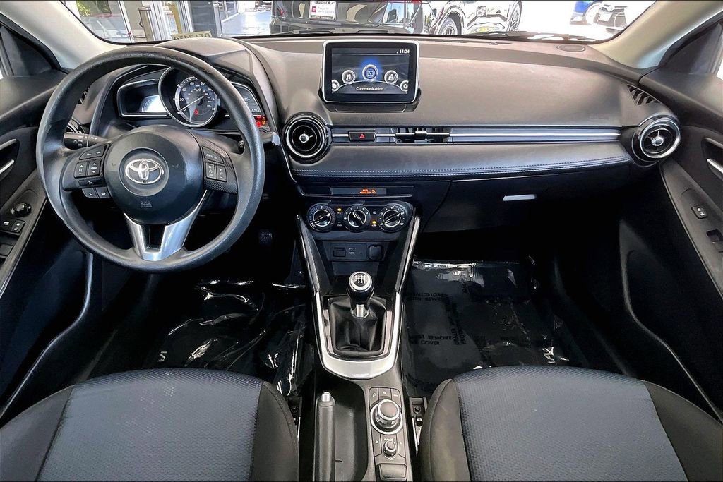 Used 2018 Toyota Yaris iA FWD image 7
