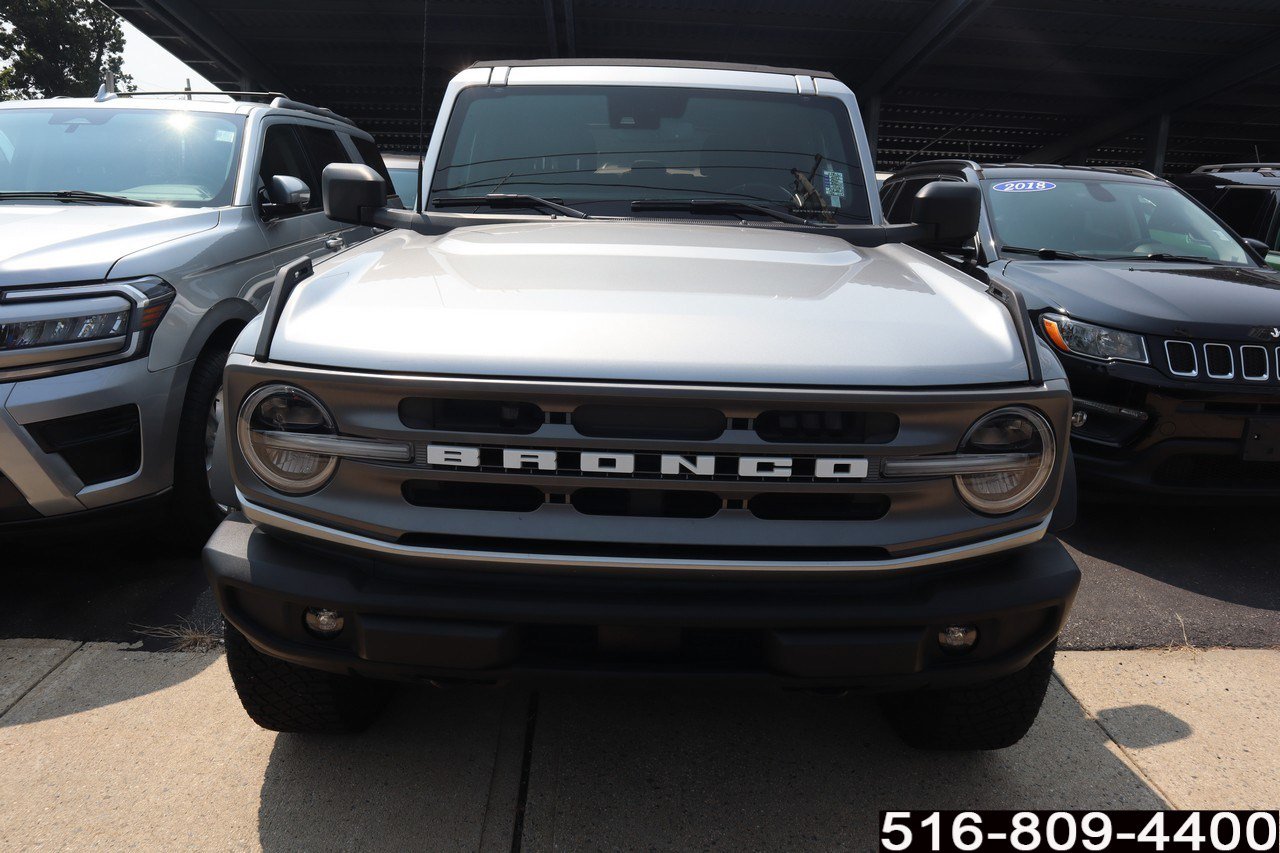 Used 2023 Ford Bronco Big Bend w/ Sasquatch Package AWD/4WD image 4