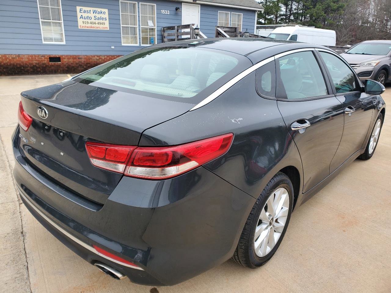 Used 2016 Kia Optima LX FWD image 9