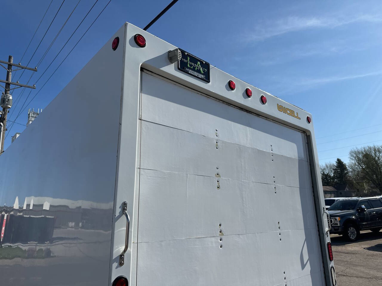 Used 2017 Ford E-350 and Econoline 350 Super Duty w/ Exterior Upgrade Package image 26