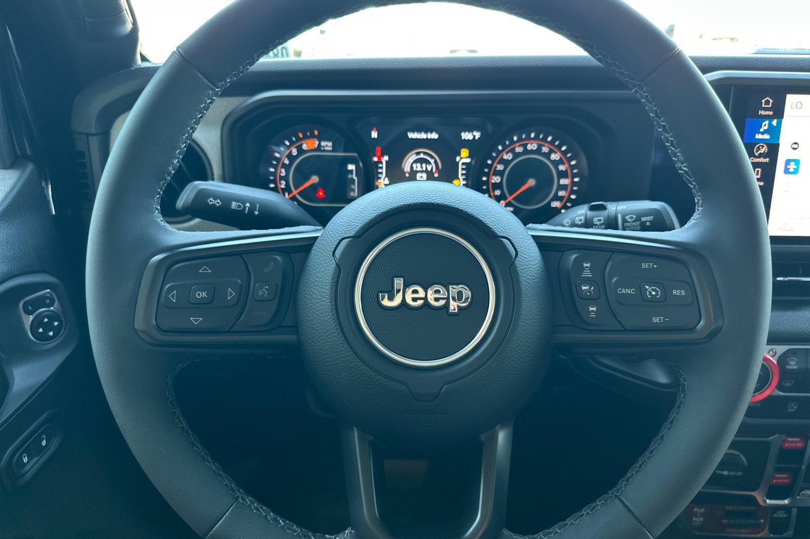 Used 2025 Jeep Wrangler Unlimited Sport AWD/4WD image 23
