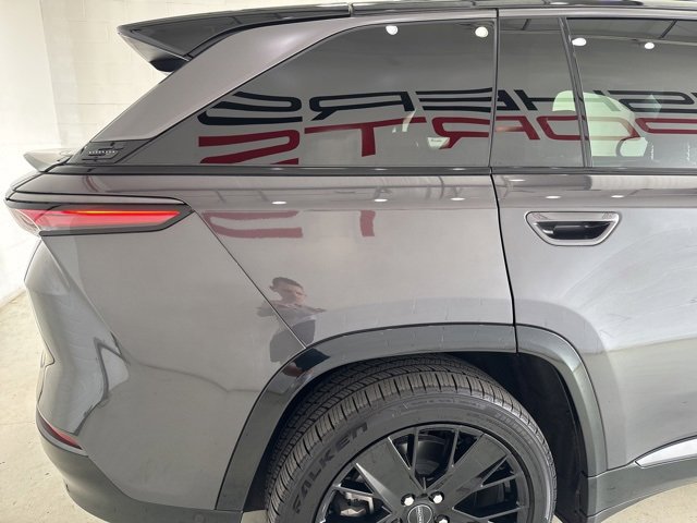 Used 2024 Jeep Wagoneer Launch Edition image 6