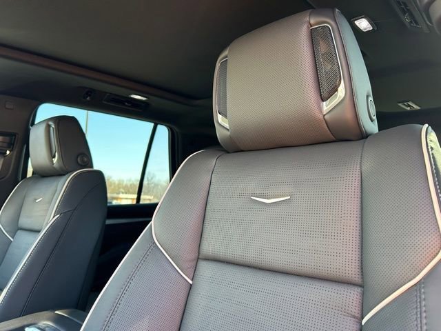 New 2026 Cadillac Escalade Luxury w/ Touring Package image 25