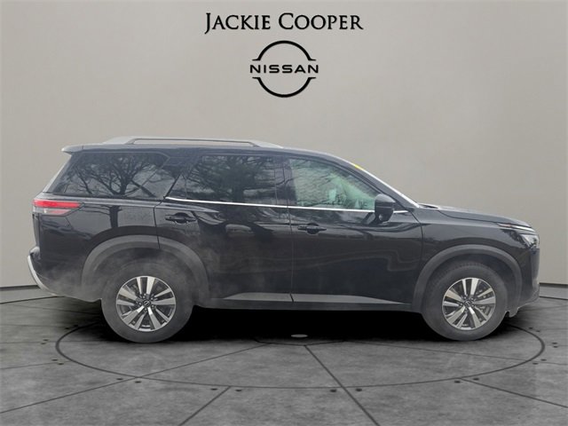 Certified 2025 Nissan Pathfinder SL image 6