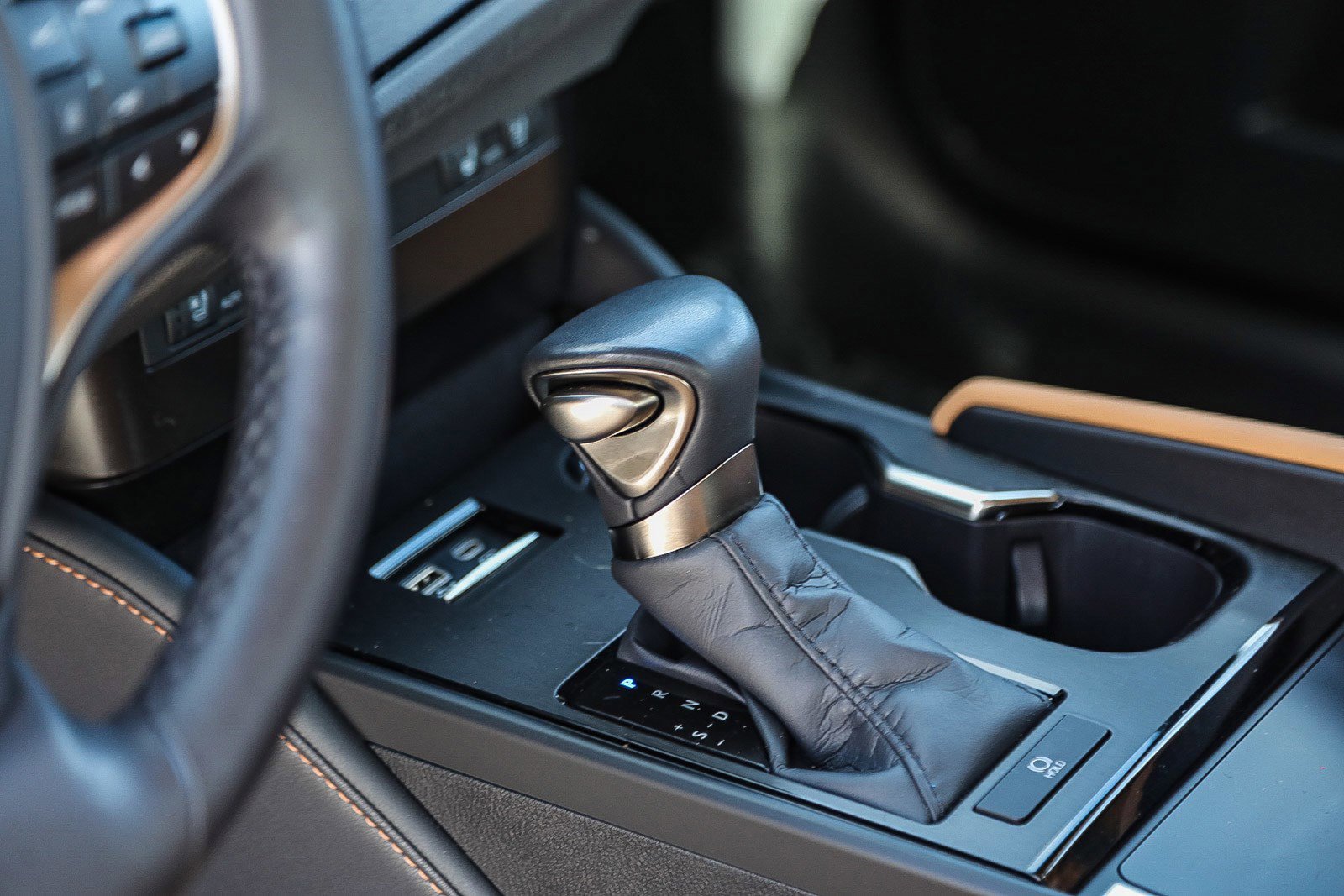 Used 2024 Lexus ES 350 w/ Premium Package image 20