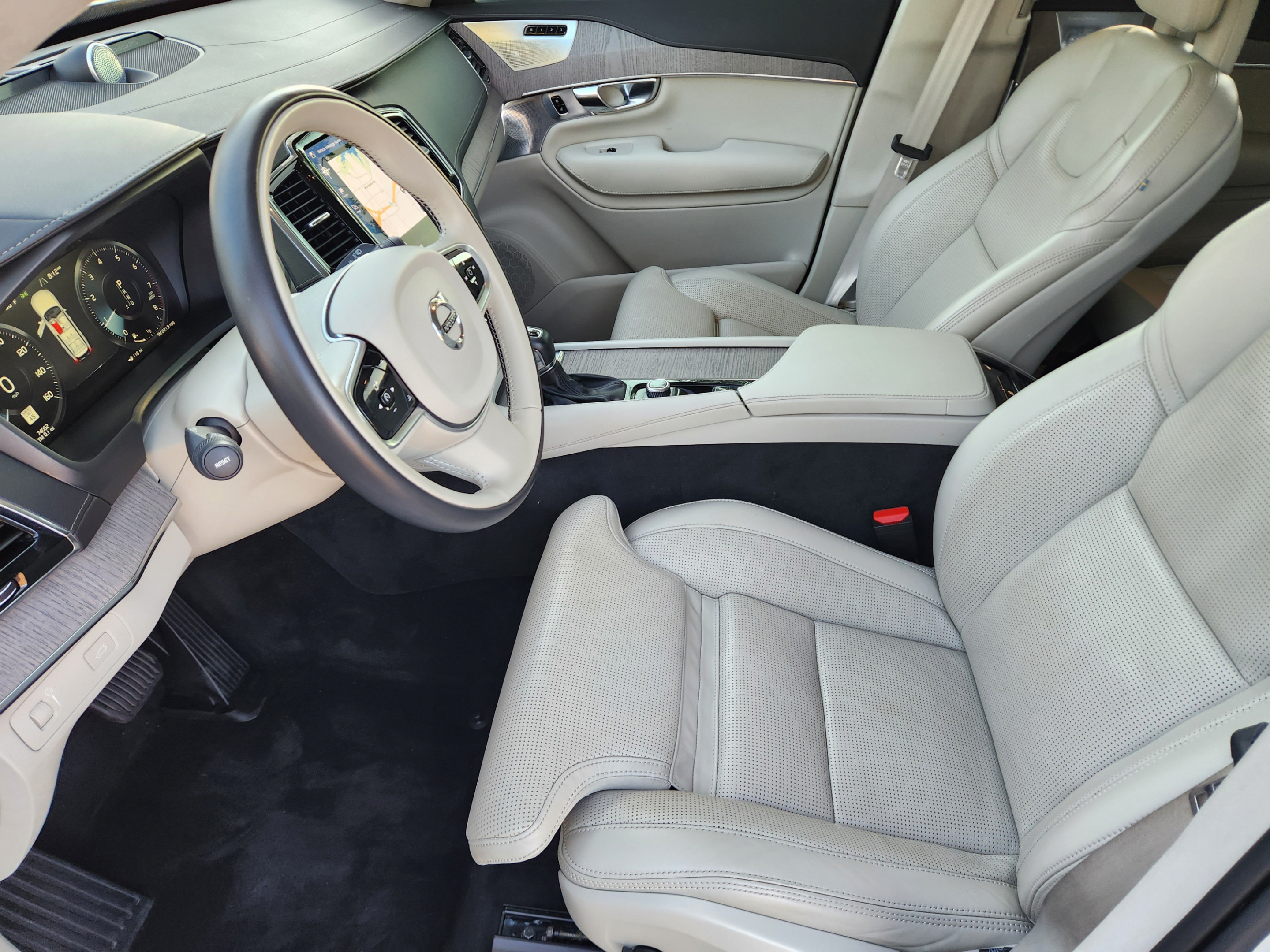 Used 2022 Volvo XC90 T6 Inscription AWD/4WD image 5