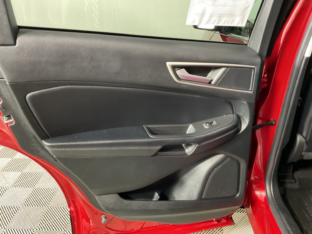 Used 2023 Ford Edge SEL w/ Convenience Package AWD/4WD image 18