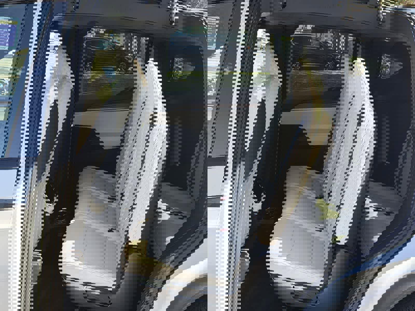 Used 2024 Tesla Model X image 28