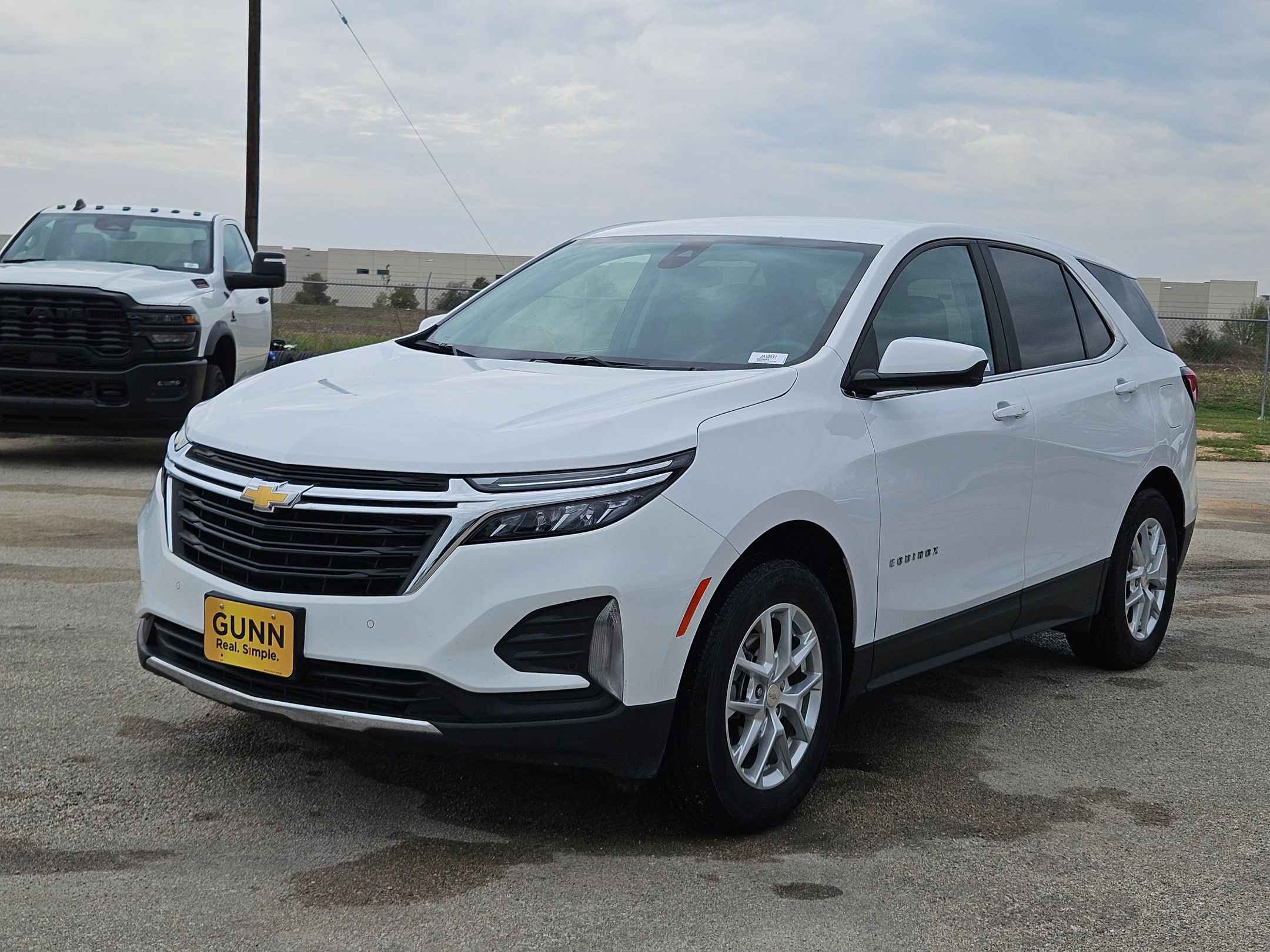 Used 2024 Chevrolet Equinox LT image 7