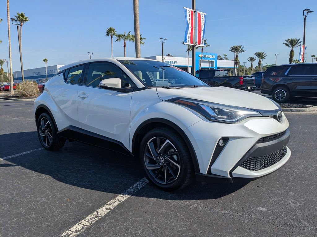 Used 2020 Toyota C-HR Limited image 2